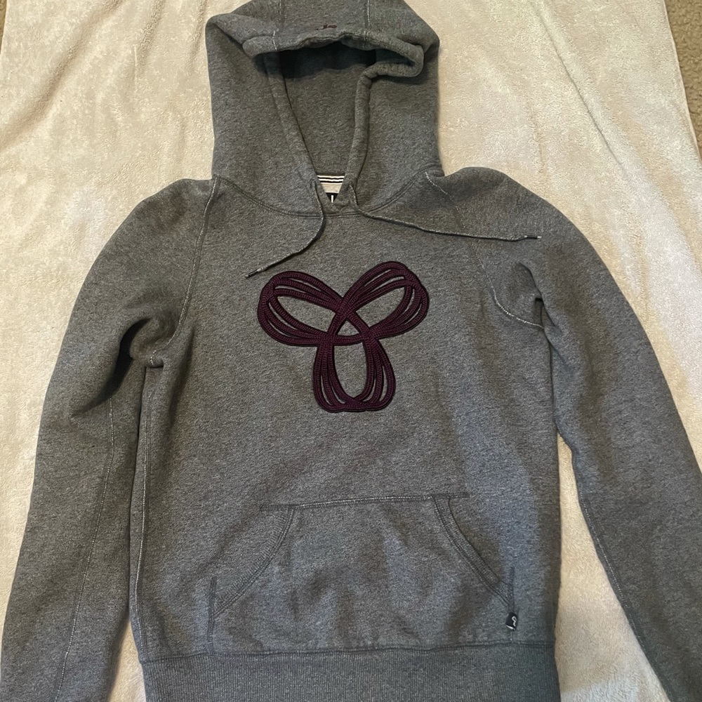 TNA Baltic sweater